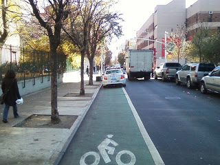  Bikes parked on Hoyt and Stanton Streets, photos by B. Shepard