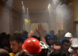 Chaos at the Divan Hotel