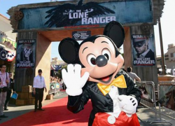 A Native at the ‘Lone Ranger’ Premiere, Part I: Jerry Bruckheimer and the Mosh Pit